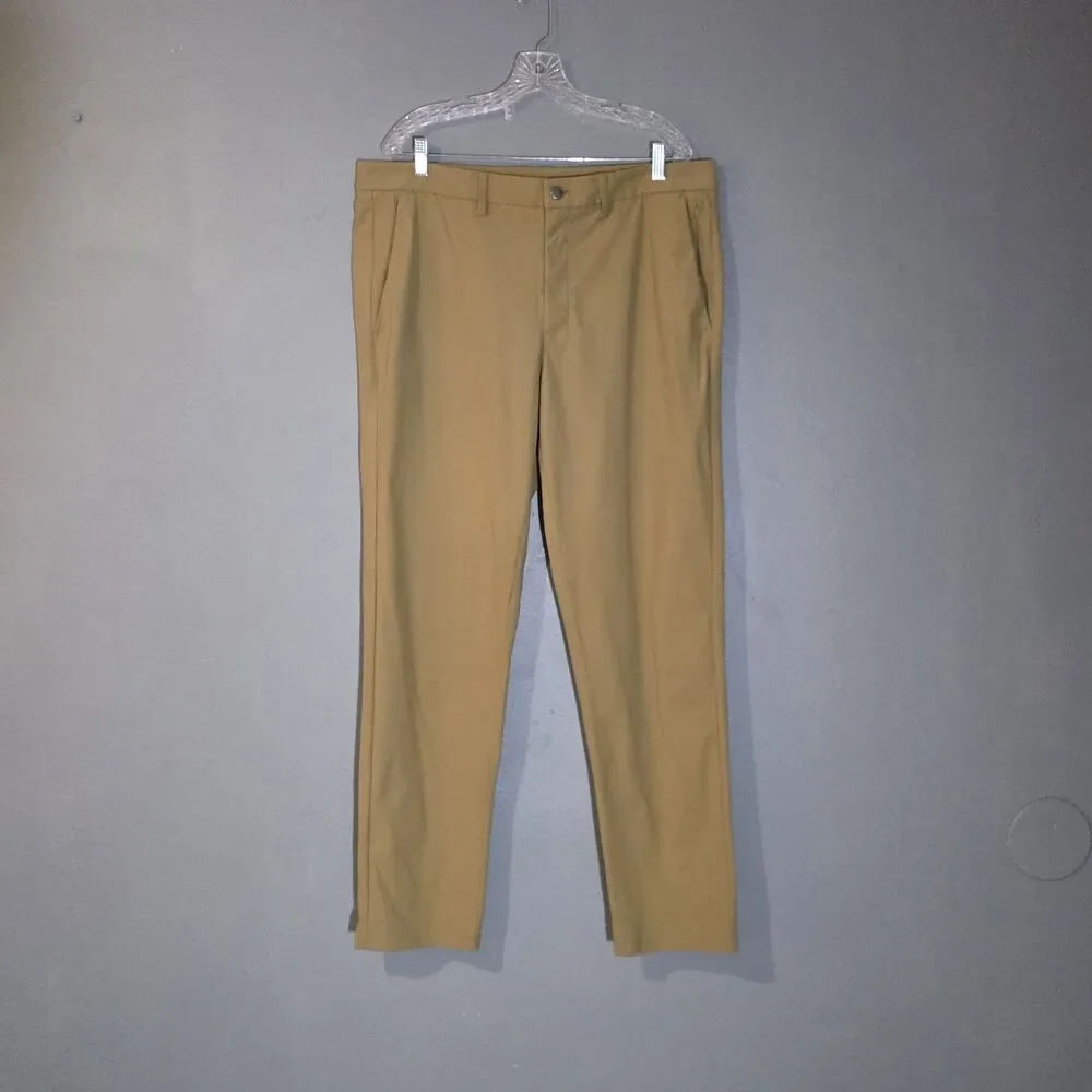 crz yoga mens golf pants Khaki Sz 38